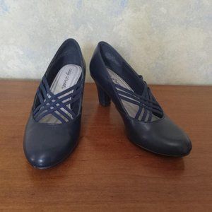 2 pair of 2 3/4 heels - navy & black
